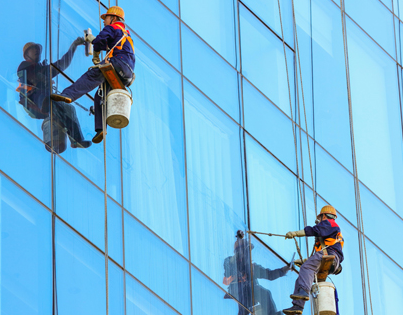 僅憑一根高空作業(yè)安全帶就能負(fù)起生命的責(zé)任嗎