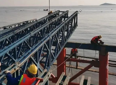 臨邊高空作業(yè)對(duì)安全繩數(shù)量和直徑的要求